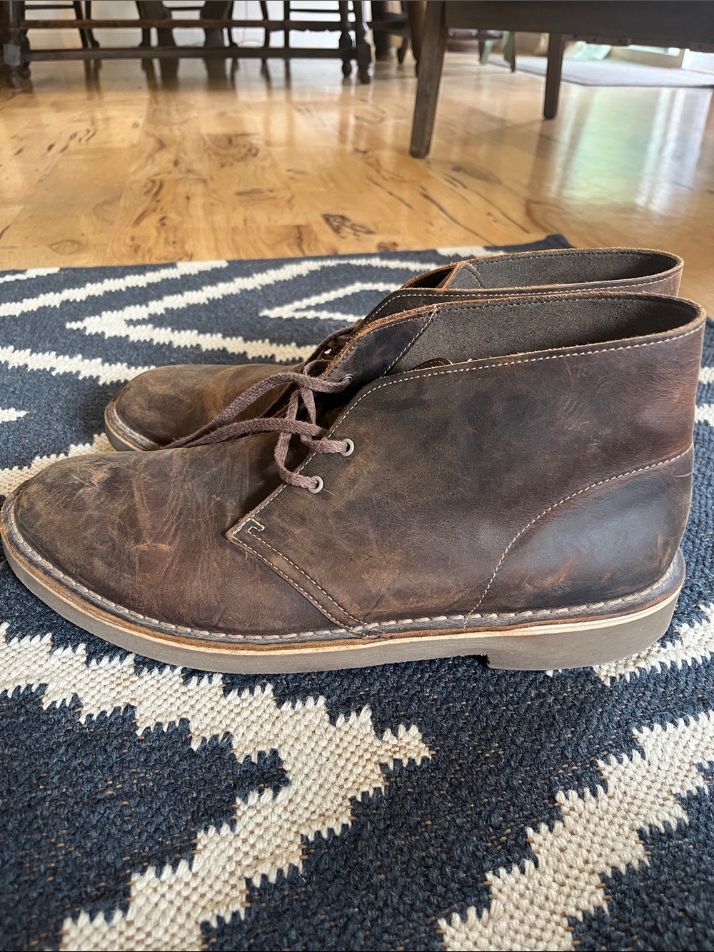 Men's Clarks Brown Leather Chukka Boots - Classic Casual Style